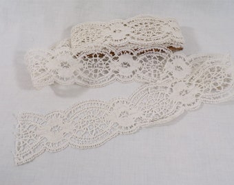 4.5m puy lace lot in white cotton Velay handmade