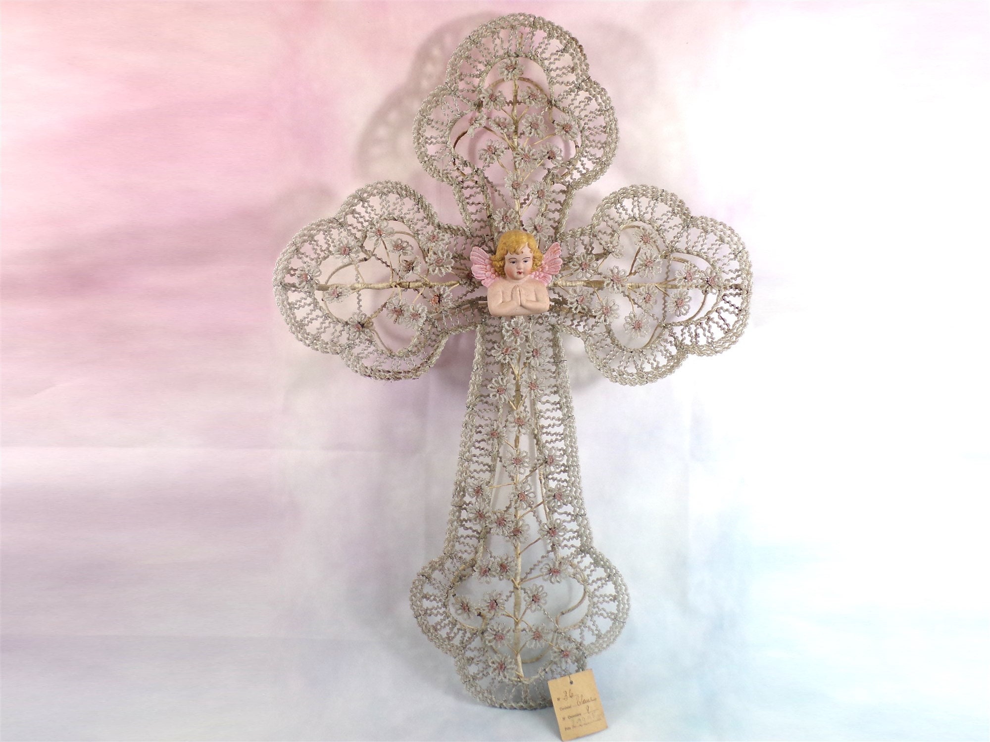 Couronne de Fleurs Perlées 1900, Fait Main, Art Funéraire, Très Ancien Stock Magasin, Vintage France