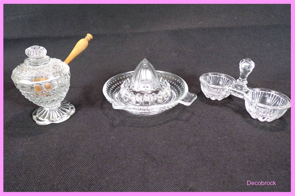 Lot de Verrerie Ancienne Moutardier Sel Poivre et Presse Agrume Vintage France Vintagefr Art La Tabl