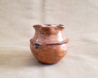 3 5/8"L X 3 7/8"W Traditional Navajo Pottery