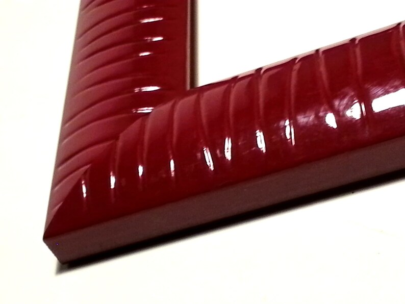 Italian Art Deco Red Photo Frame Glossy Lacquer Ribbed Image 0