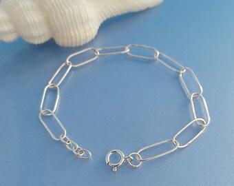 Sterling silver paperclip chain bracelet, handmade hammered silver oval links chain gift for girlfriend wife, non allergy recycled silver