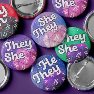 Custom DnD TTRPG D20 Cosmic Pronoun Button
