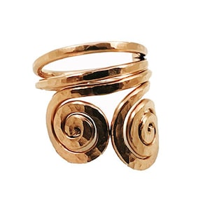 Women&#39;s Spiral Copper Ring, Hand Hammered Copper Ring, Textured Ring, Healing Copper Rings, Thumb Ring, Midi Ring, Celtic Ring, Curly Copper