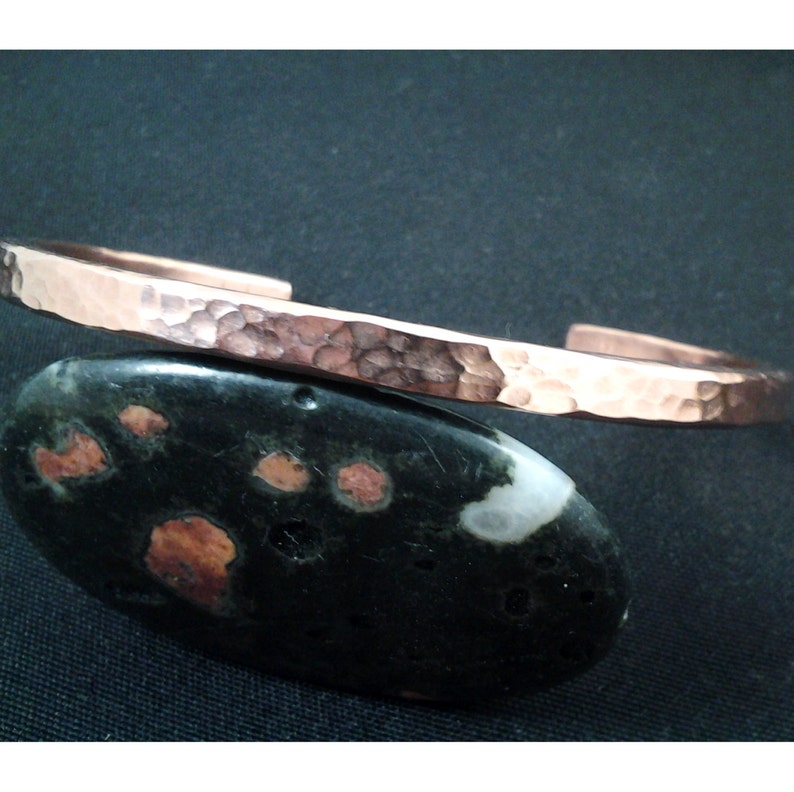 One Solid Copper Cuff bracelet, Copper Bangle, Bracelet Hand Hammered Extra Heavy Gauge image 2