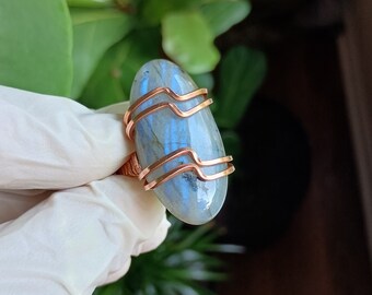 Blue Labradorite Wire Wrapped Copper Ring, Hand Hammered, Statement Ring, Green Ring,Show Ring, Oval Ring, Blue Ring, Transformation Stone