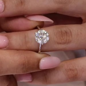 3CT Round Lab Grown Diamond IGI Certified Lab Created Brilliant Cut Engagement Ring, Round Solitaire Lab Diamond Engagement Ring for Her.