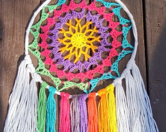 Tapiz de pared Mandala Arcoíris de Claudia's Crochet Creations