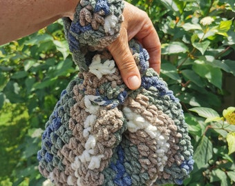 Crochet Chenille Japanese Knot Bag: Textured Mini Mosu Purse
