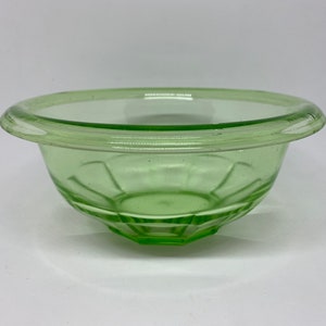 Mixing Bowl Rest Well Green di HA-EL-ATLAS