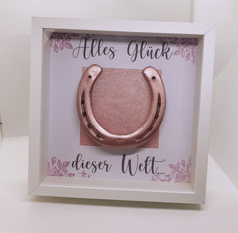 Glücksbringer Hufeisen im Rahmen Personalisierter Bilderrahmen Geschenkidee zu Hochzeit Geburt Taufe Einweihungsgeschenk Bild 3