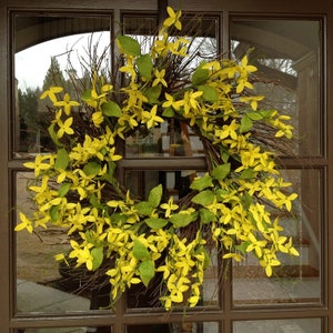 Forsythia Spiral Wreath