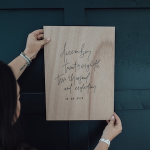 Segno di data personalizzato, segno di data dell'anniversario, arredamento per la casa minimo, segno di data personalizzato, stampa della data del matrimonio, arredamento moderno, segno a mano