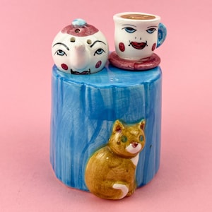 Vintage Anthropomorphic Tea Pot & Tea Cup Salt Pepper Shaker Set 4.25&quot; - Weird Vintage Decor