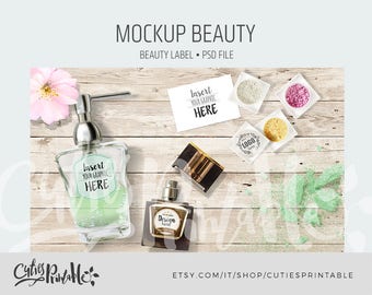 PSD Mockup Make-Up with movable object - Instant download with make up items