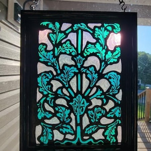 CLASSIC GREEN SUNCATCHER~ stained glass painting, suncatcher, housewarming gift, Christmas gift, window art, classic design, green glass