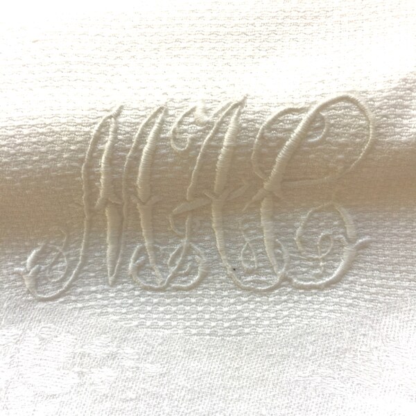 Vintage - LINEN TOWEL - MAC Monogram - Tuck Linen - Vintage Powder Room - Victorian Decor - Housewarming Gift - Hostess Gift