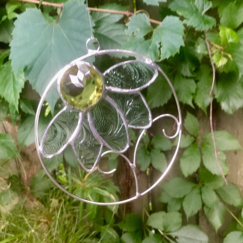 Handmade DAISY Suncatcher Summer Bliss Cottage Window Stained Glass Teacher Gift Housewarming Hostess Gift Window Ornament