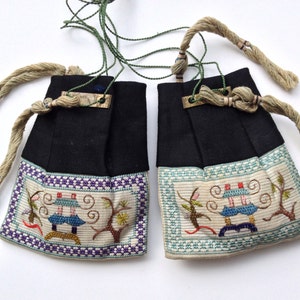 SCENT POUCHES - Vintage - Chinese - Pair of Scent Pouches - Cross Stitch Embroidery - Qing/Late Republican - Chinese Textile Art