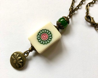 Collana Mahjong JADE Lotus - Una tessera ruota - Regalo giocatore Mahjong - Amore per il Mahjong - Collana di giada - Collana Mahjong - Boho asiatico - M38