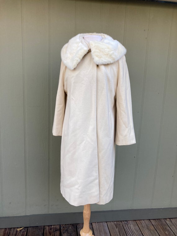 Vintage 1950’s cream fur collared trench