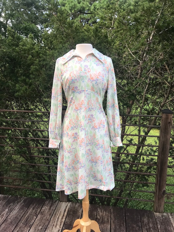 Vintage 70’s Floral handmade long sleeved dress