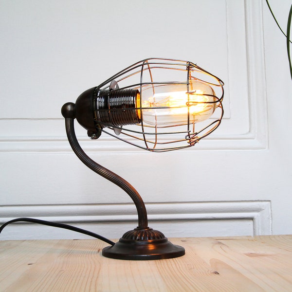 Lampe applique et grille vintage