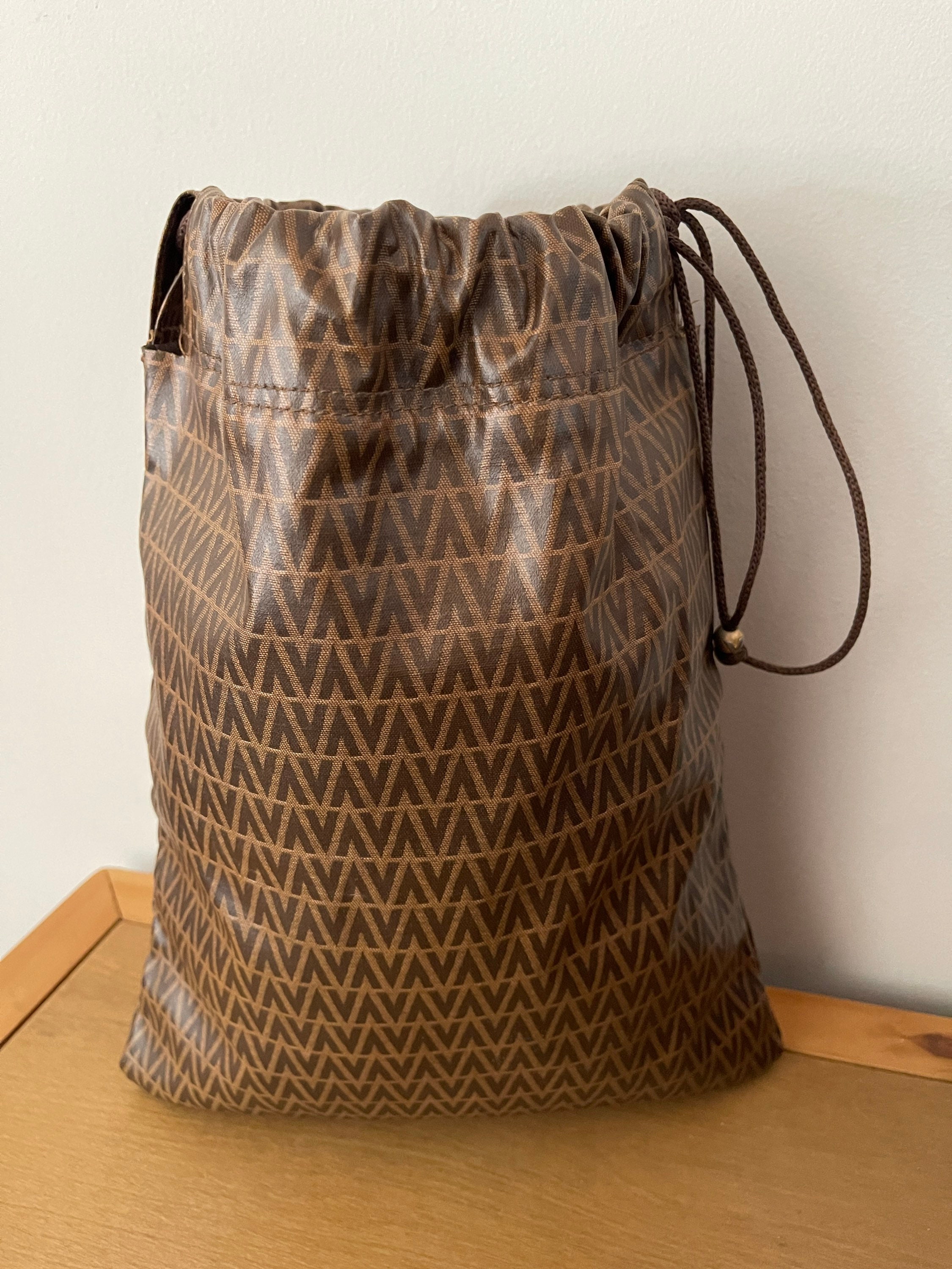 Mario Valentino LOGO Coated Canvas Drawstring Brown Vintage  display picture 1
