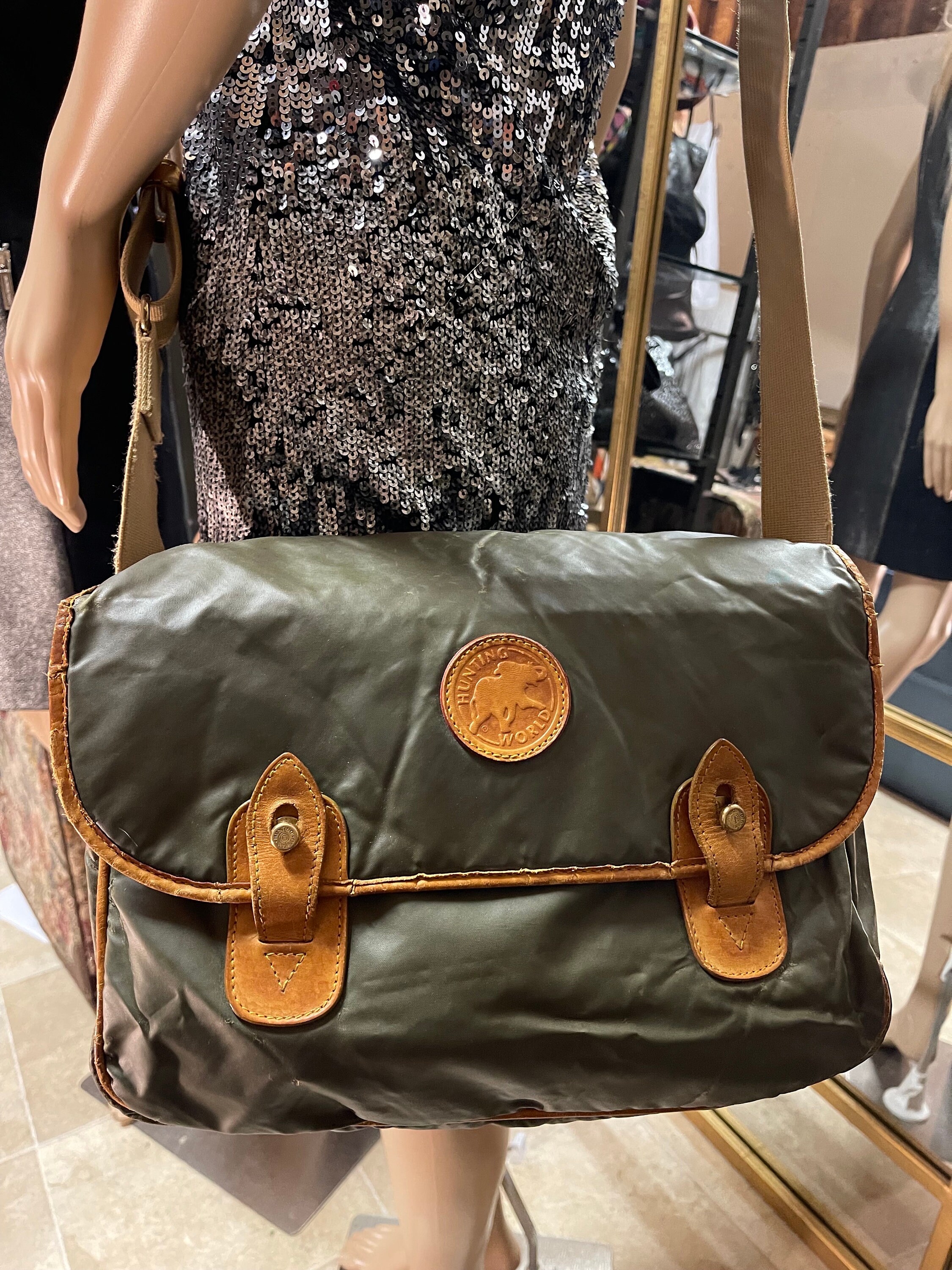 Hunting World Battue Surpass Green Carryall Vintage Messenger 