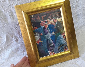 Vintage Gilt Picture Frame: Distressed Wood, for a 13x18cm Photo, Old Magazine Ad