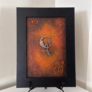 Inramad steampunk sjöjungfrukonst, blandteknik gotisk dekor (4x6 duk)