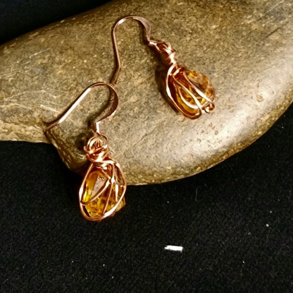 Raw Citrine Earrings, November Birthstone Earrings, Citrine Nugget Earrings, Copper Jewelry, Gift for Scorpio, Sister Gift, Mom Gift