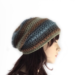 Bonnet en laine bleu et marron Slouchy Beanie Womens
