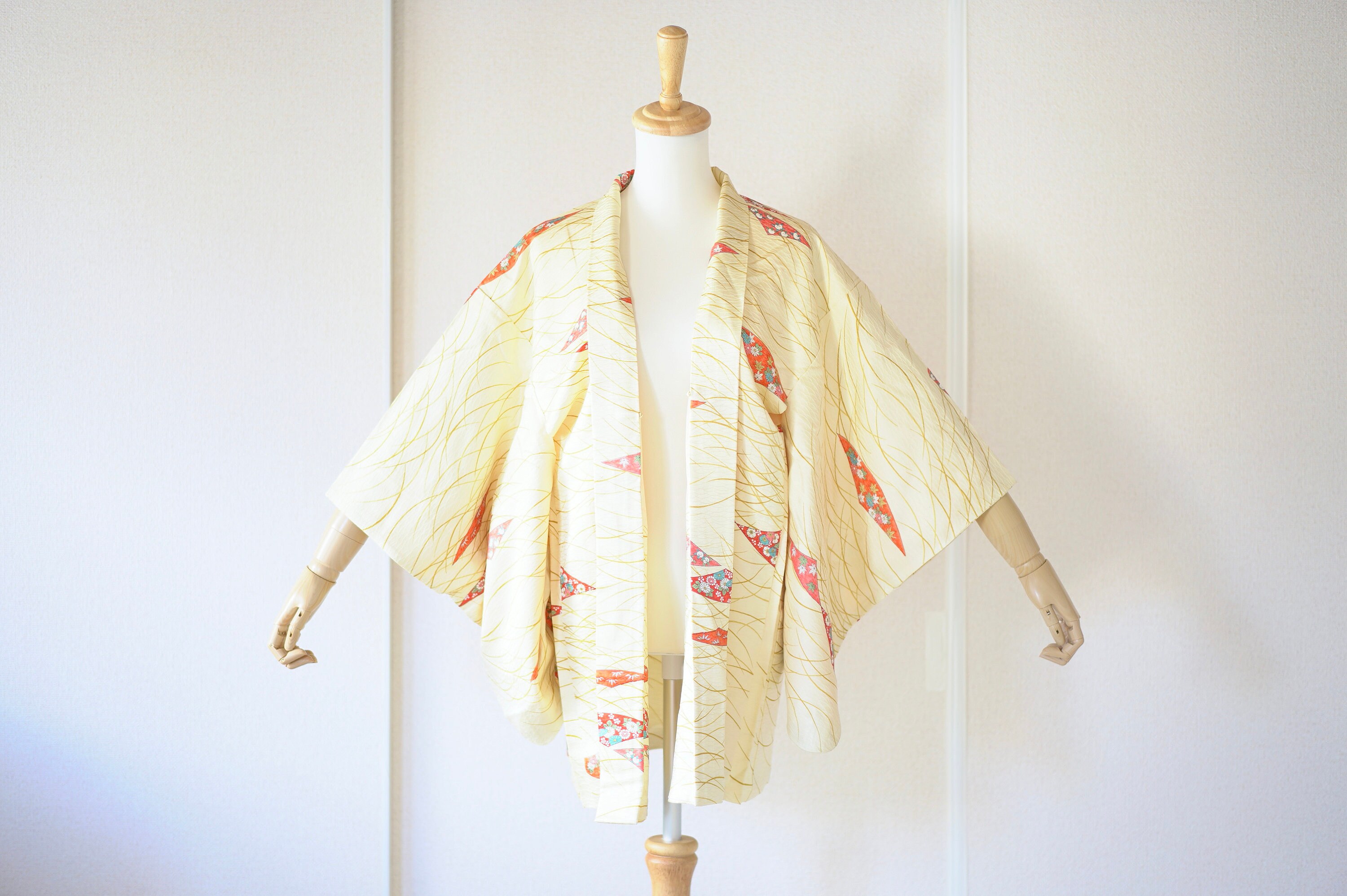 Elegant kimono yellow kimono traditional kimono authentic Etsy