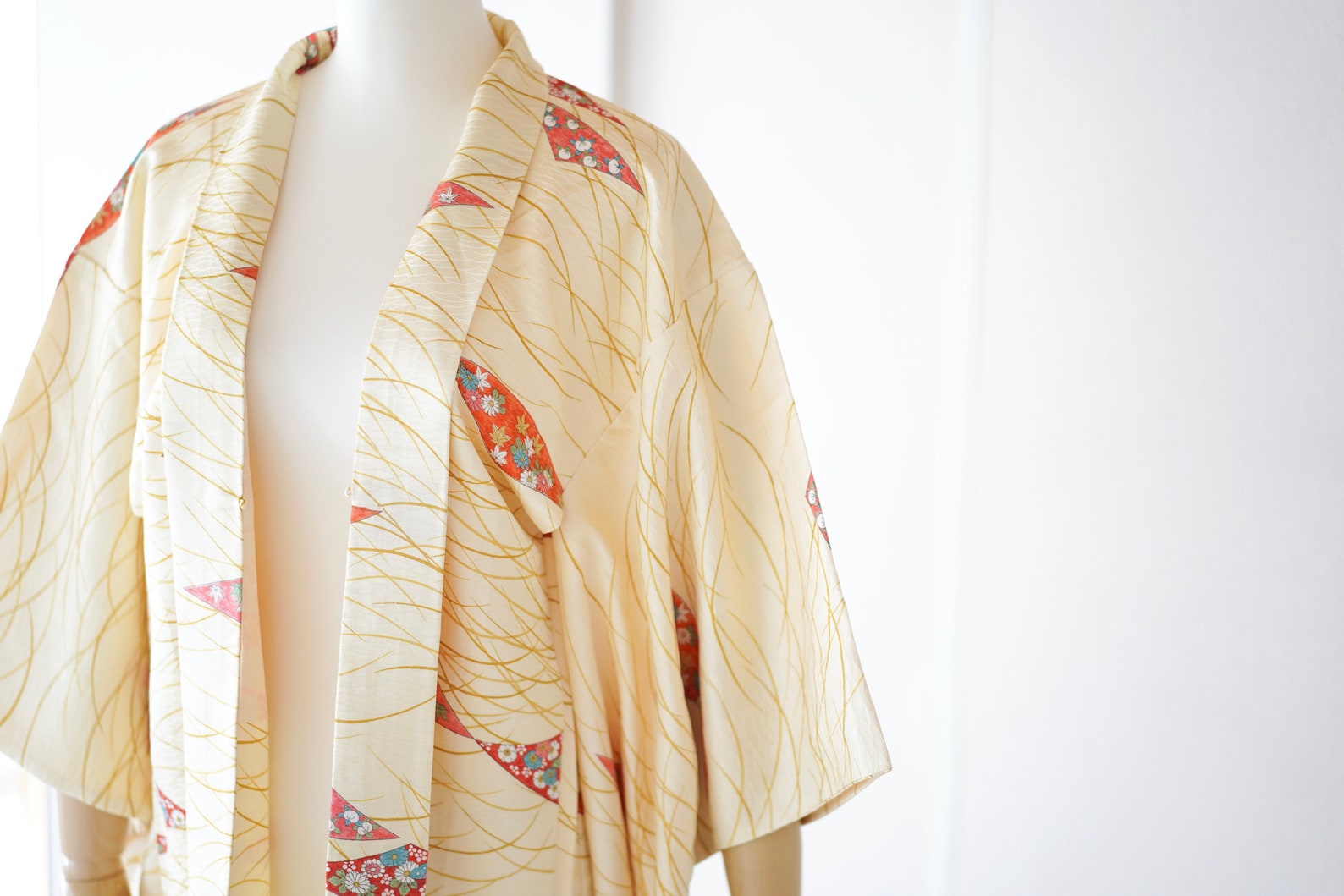 Elegant kimono yellow kimono traditional kimono authentic Etsy