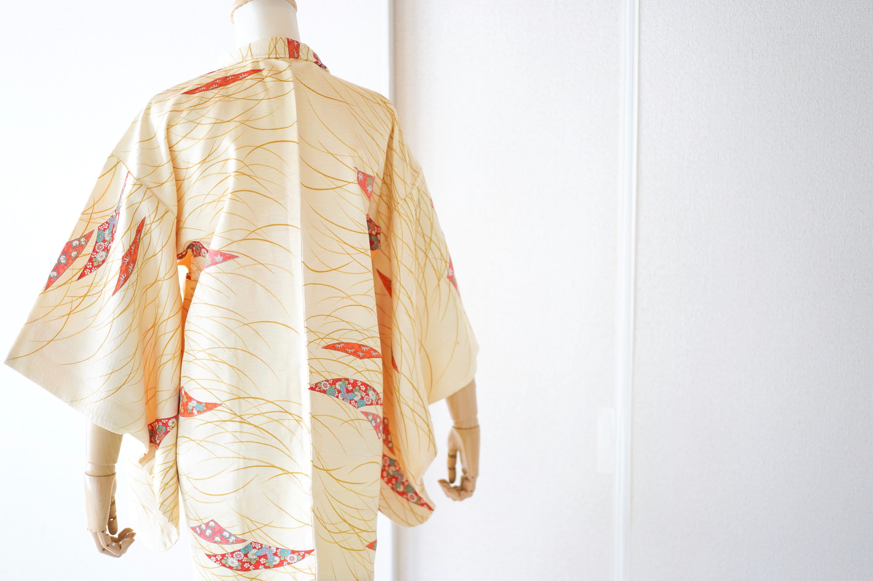 Elegant kimono yellow kimono traditional kimono authentic Etsy