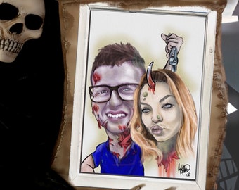 Puede incluir: Una caricatura enmarcada de una pareja vestida con disfraces de Halloween. El hombre lleva una camisa azul y gafas, y la mujer lleva una diadema roja con cuernos de diablo. El marco está sostenido por una mano esquelética, y una figura de la Muerte está en el fondo.