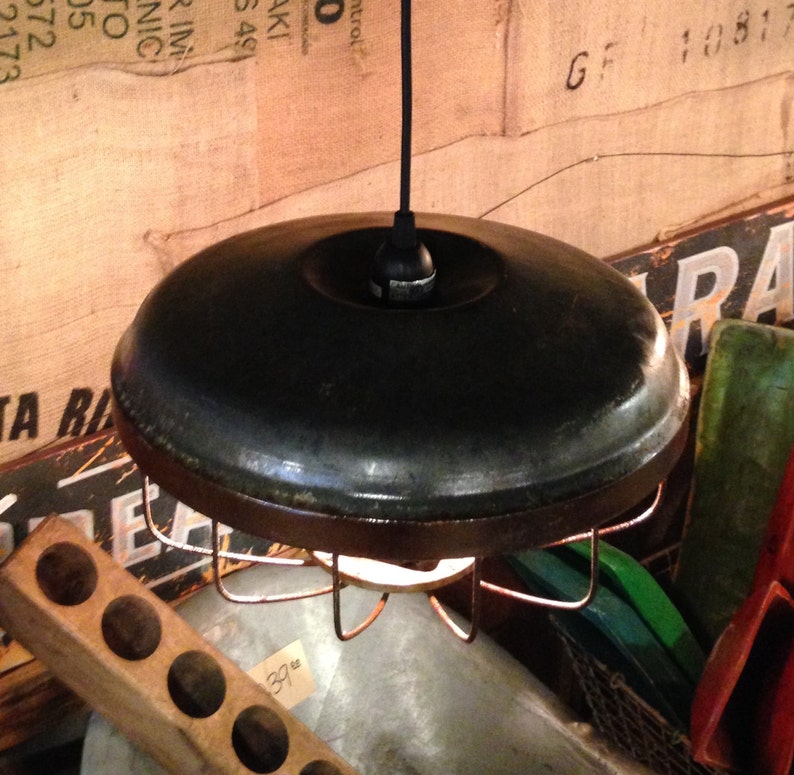 Farmhouse Chicken Feeder Light