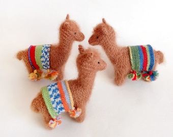 Knitted Llama Alpaca Toy Gift for Animal Lovers * Llama Alpaca decor * Unique Llama Alpaca memory gift