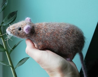 Knitted Rat toy * Custom Realistic Toy Rat * Rat replica