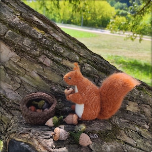 Knitted Squirrel toy for wild nature lover * Realistic Red Squirrel figurine
