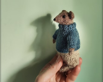 Knitted Rat RATTY Character Toy * River Rat in Sweater * Water Vole Gift for Nature Lovers * Wind in the Willows stories