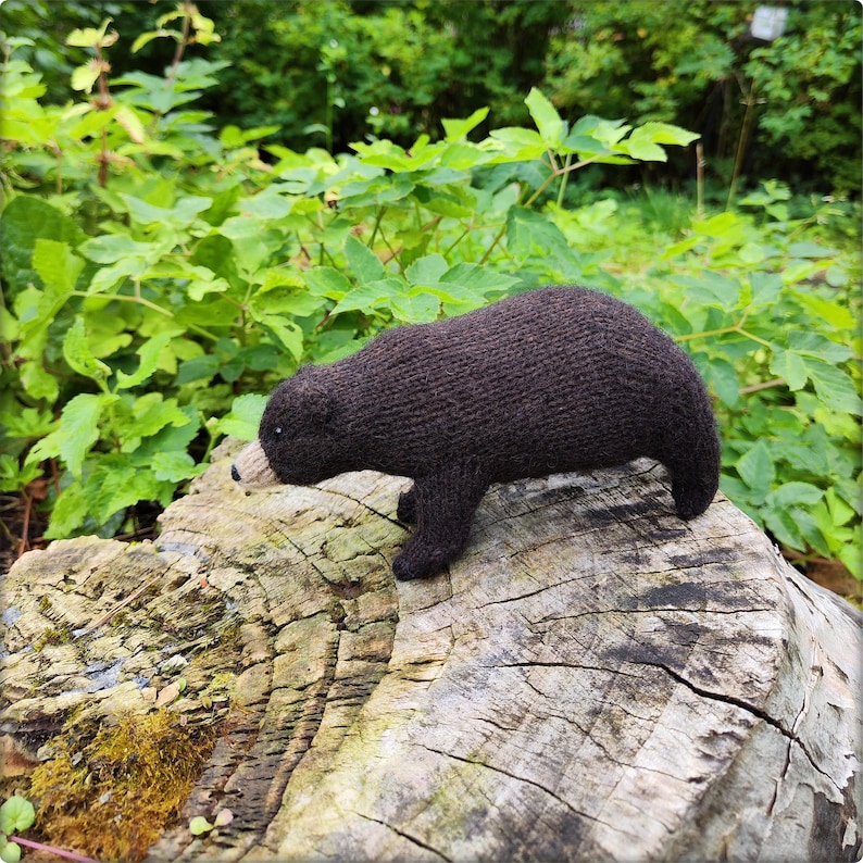 Knitted Black Bear Toy Realistic Knitted Animals Knitted Gifts for Wildlife Lovers Nature Inspired Gift image 2