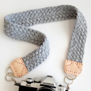 Camera Strap with Braided Gray Marle Fabric Yarn, Natural Leather Ends, Modern and Comfortable Woven Jersey Strap for dslr