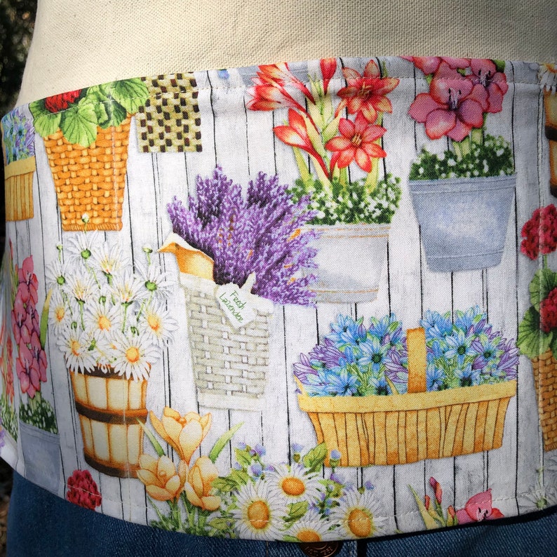 Floral Gardening Half Apron - Thumbnail 5