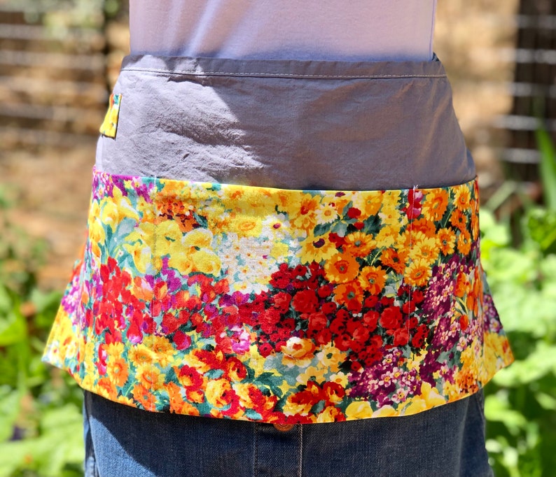 Flower Gardening Apron Garden Apron With Pockets Gardening Etsy