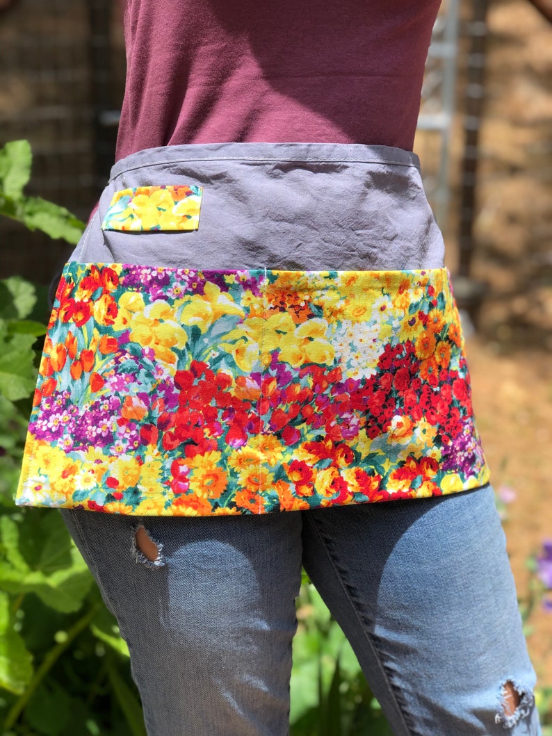Flower Gardening Apron Garden Apron With Pockets Gardening Etsy