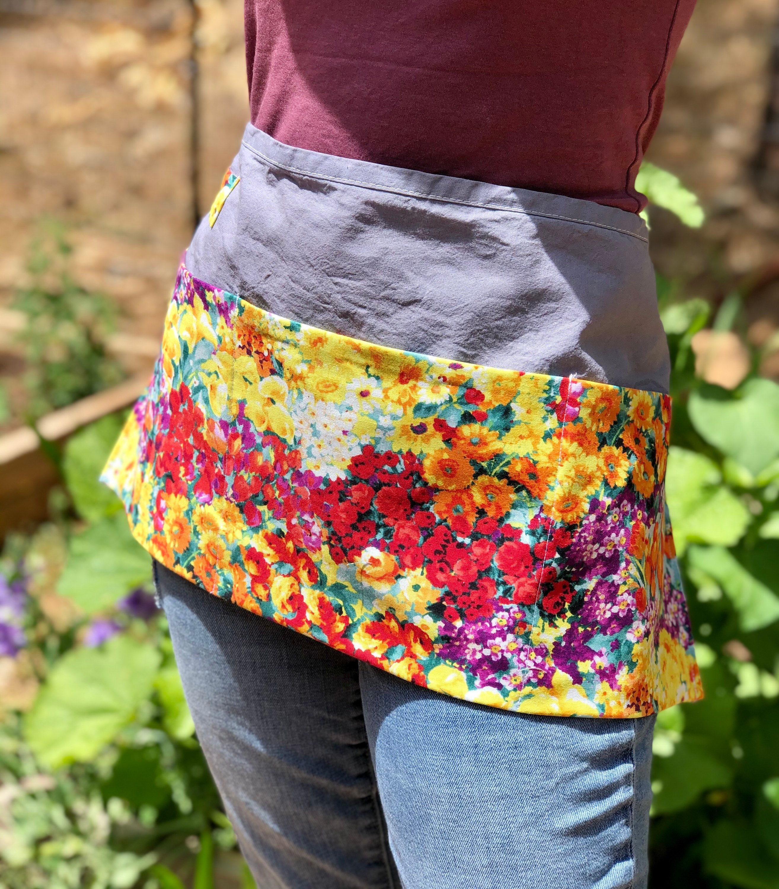 Flower Gardening Apron Garden Apron With Pockets Gardening Etsy