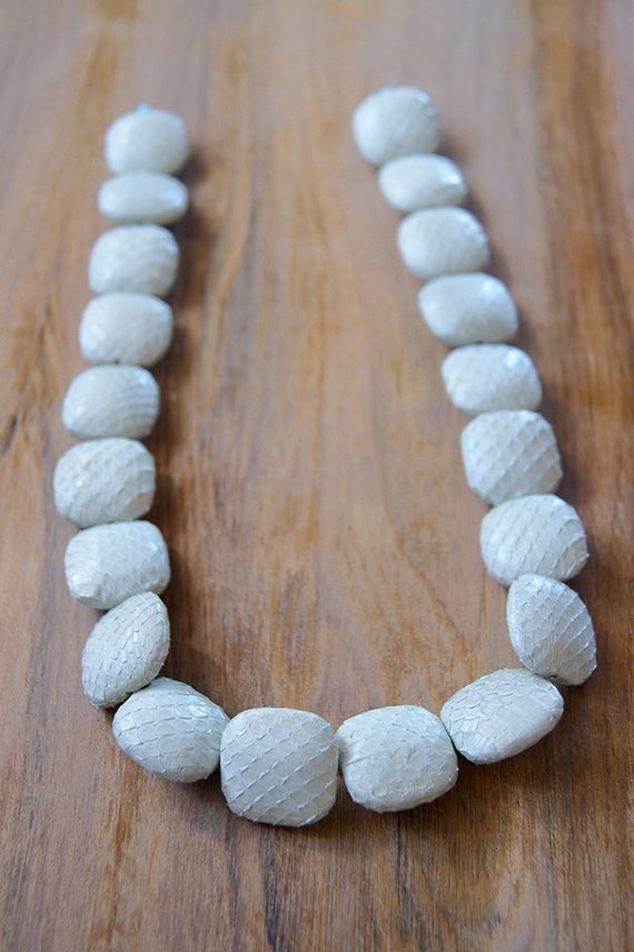 flat beads for jewellery making