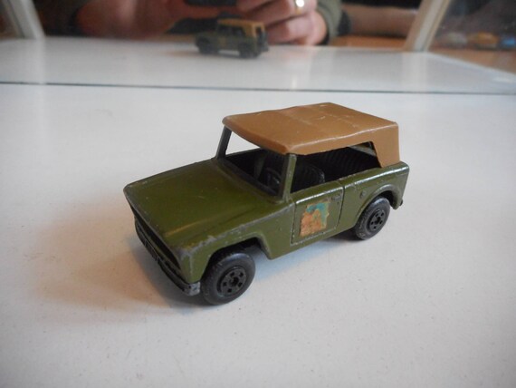 matchbox field car